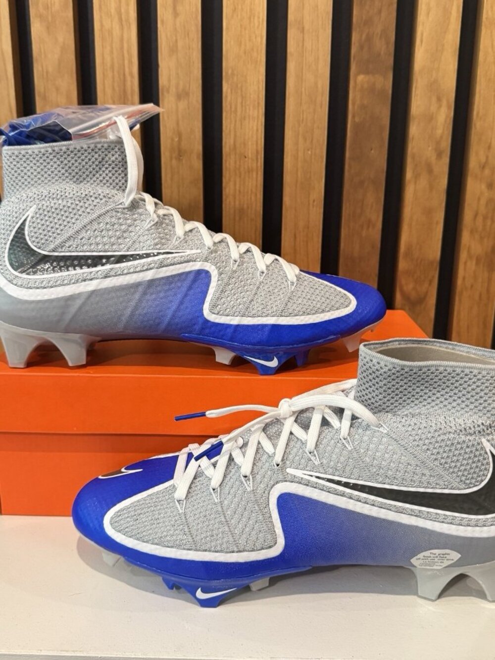 SIZE 10.5 - Nike Vapor Edge 360 Untouchable Football Cleats Blue Gray FQ0235-003